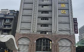 Kdm Hotel