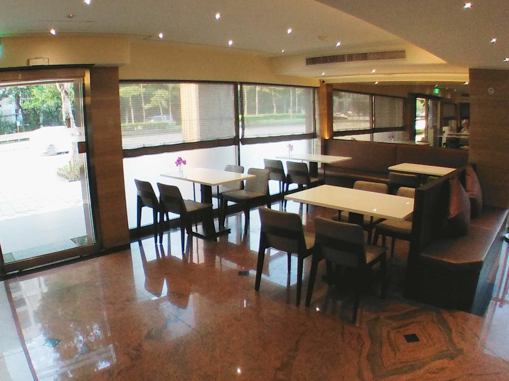 Kdm Hotel Taipei Extérieur photo